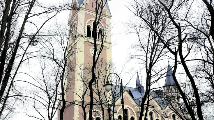 Fassadenrenovierung an der Königin-Luise-Kirche abgeschlossen